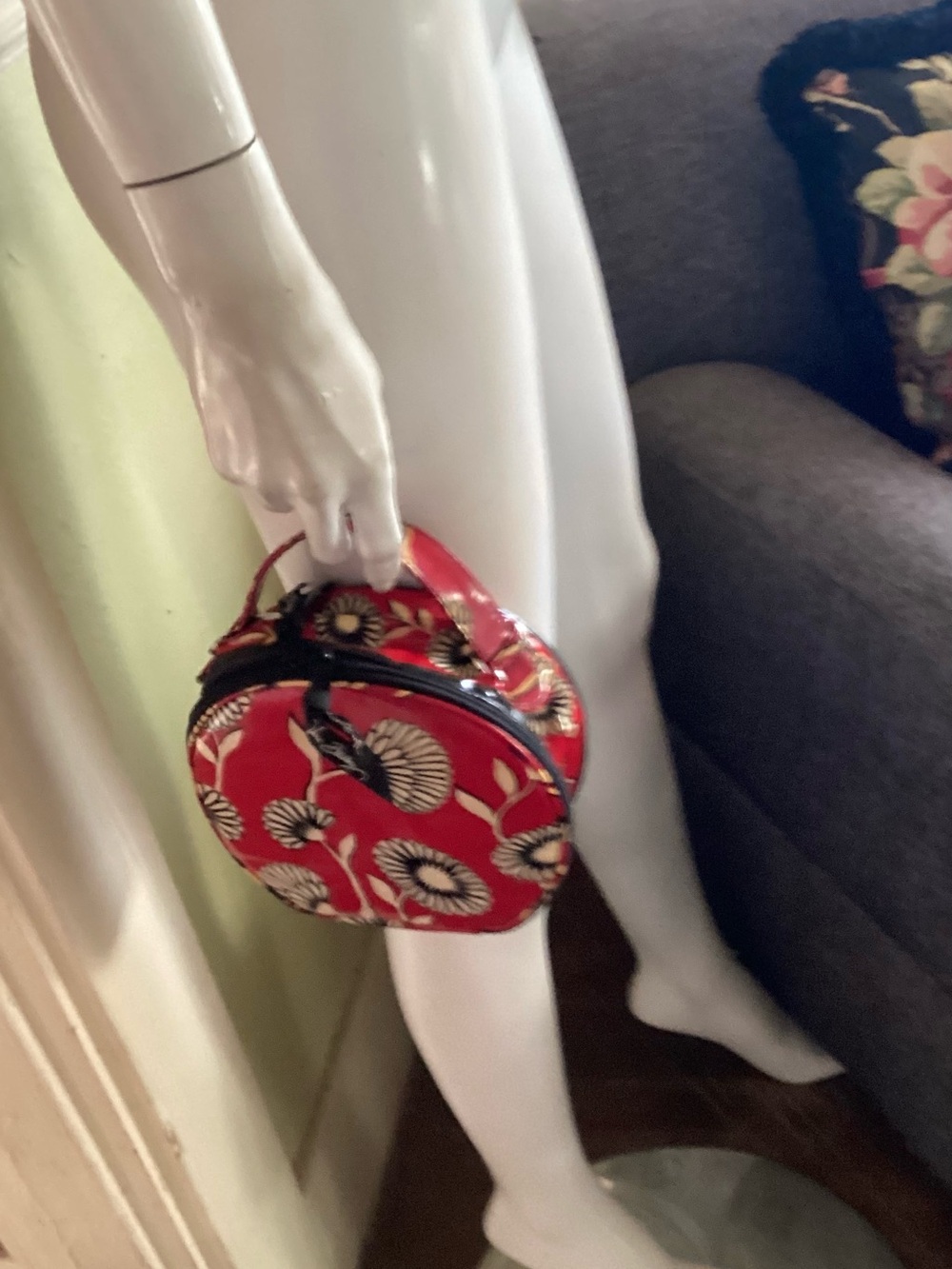 Vera Bradley floral toiletry/make up carrier